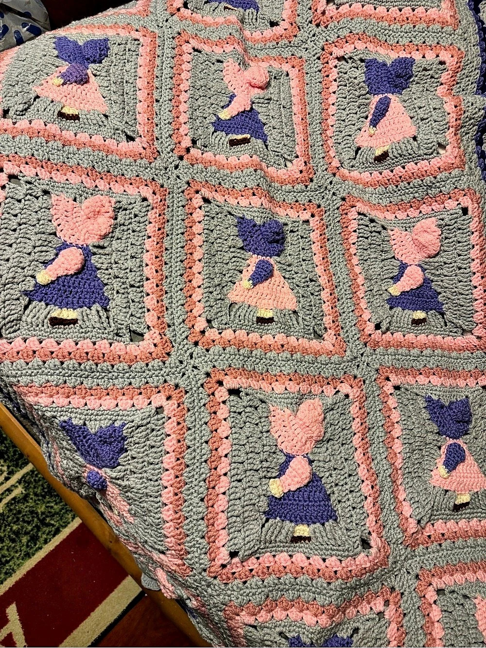 Sun bonnet sue Afghan